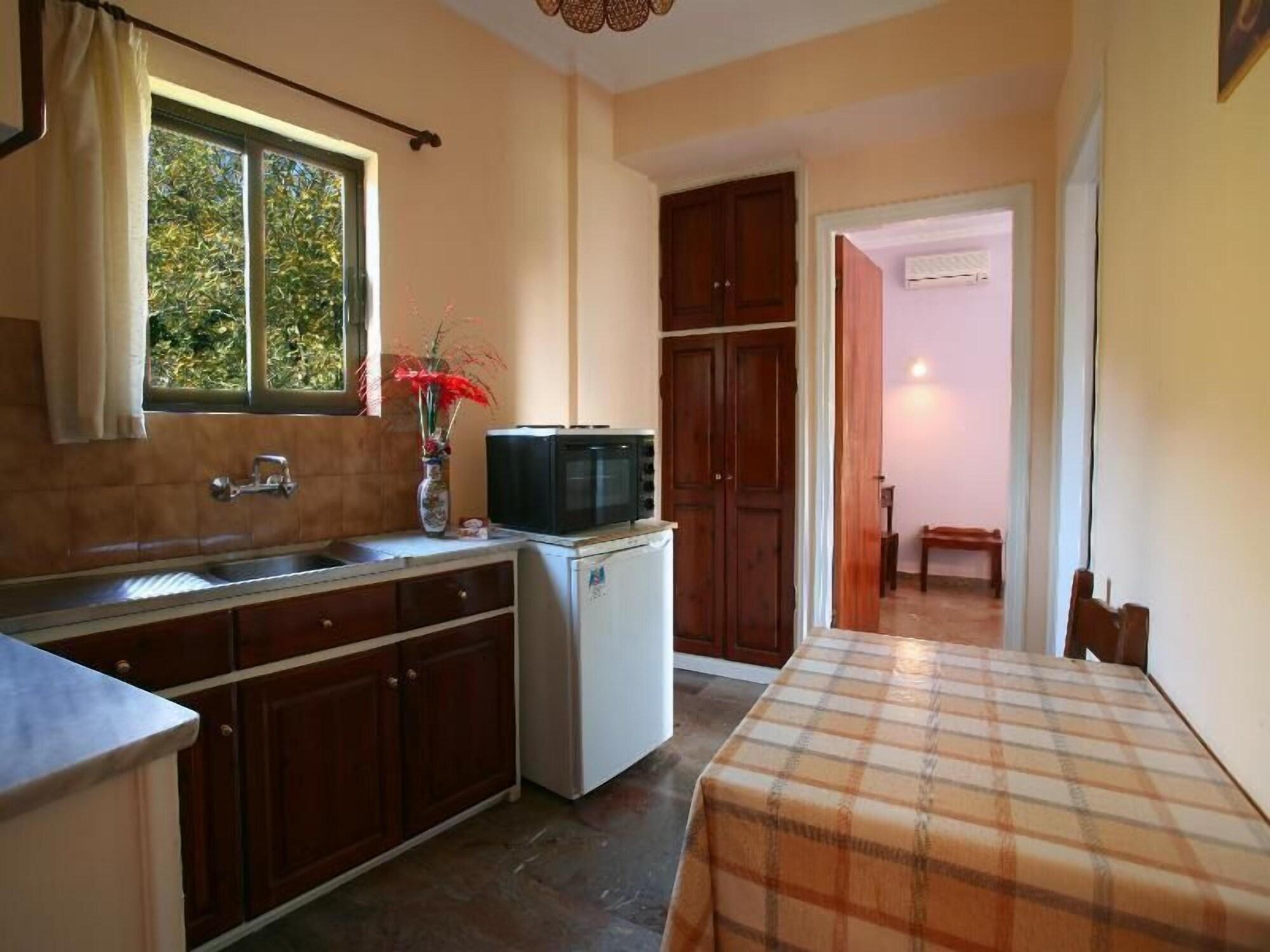 Alexis Apartments Бенитсес Экстерьер фото