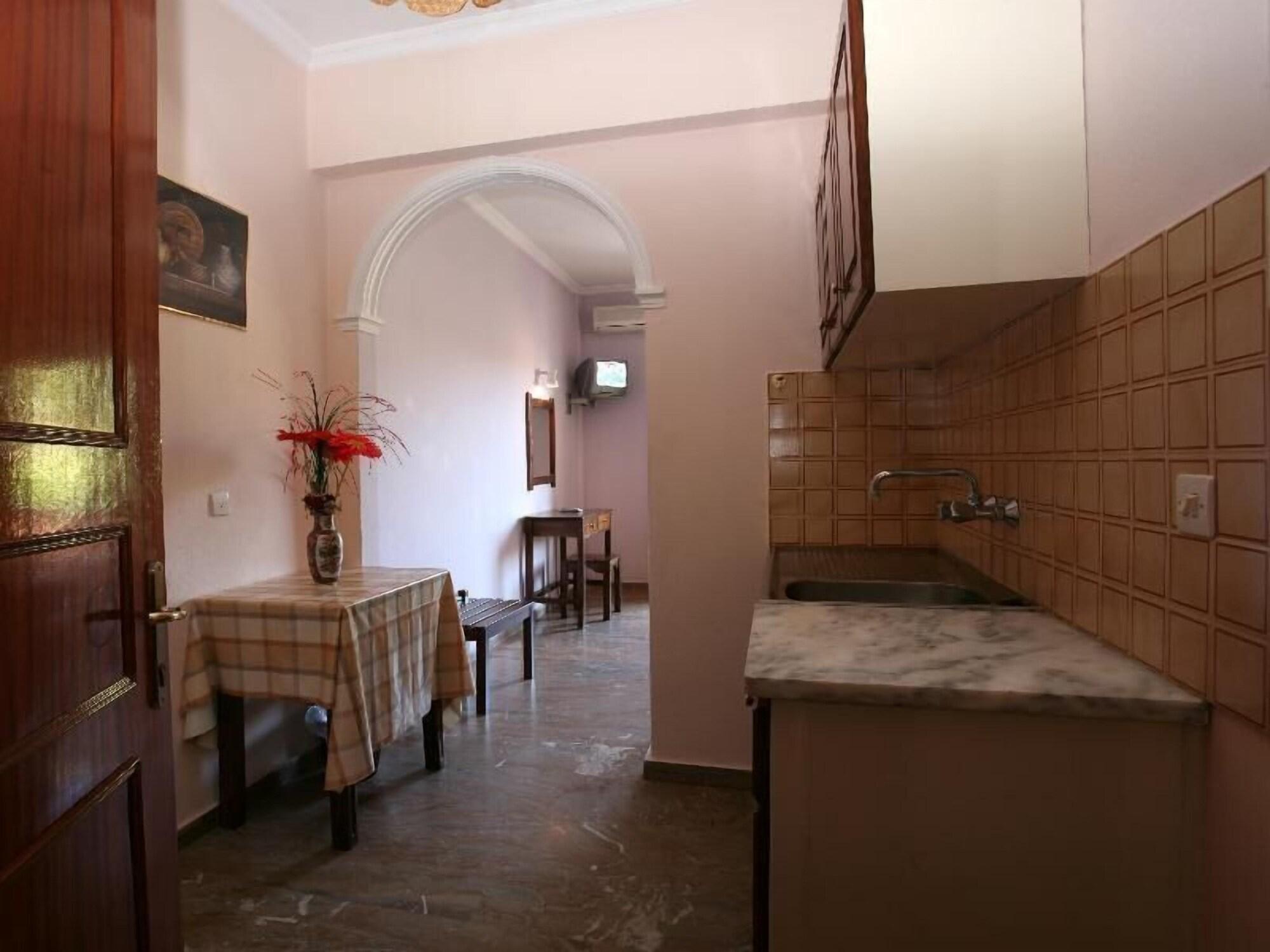 Alexis Apartments Бенитсес Экстерьер фото