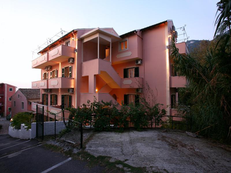 Alexis Apartments Бенитсес Экстерьер фото