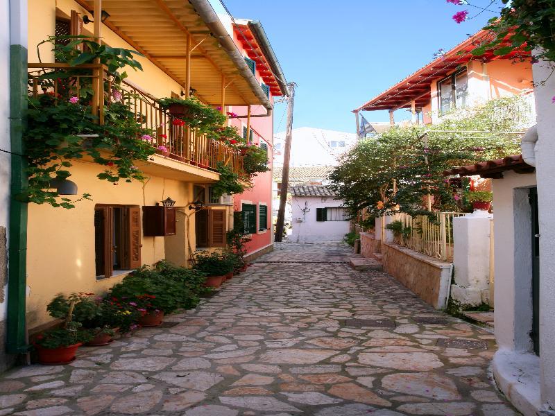 Alexis Apartments Бенитсес Экстерьер фото