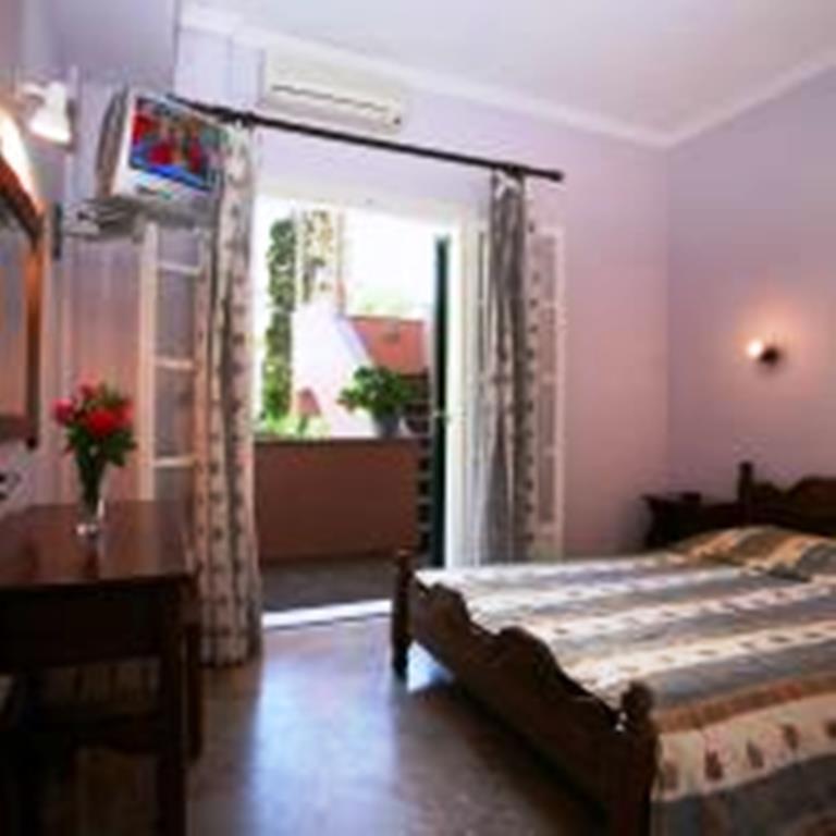 Alexis Apartments Бенитсес Экстерьер фото